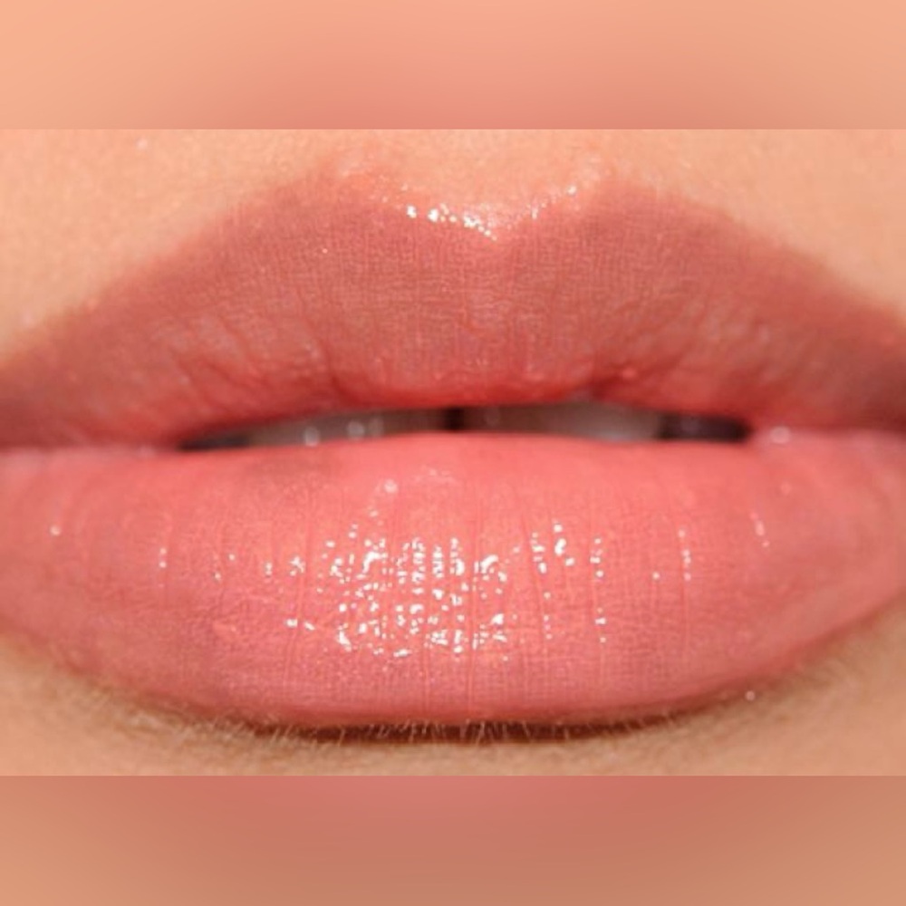 New Boots No7 High Shine Lip Gloss Naturally Nude